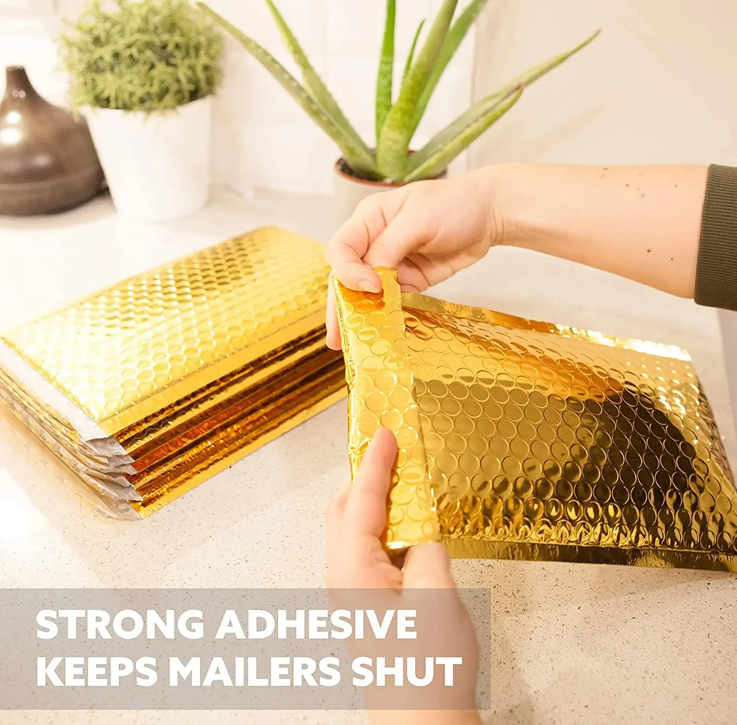 50Pcs Golden Shipping Packaging Supplies Packing Bag Bubble Envelope Bags Small Business Mailer Mailing Office School thumbnail 5