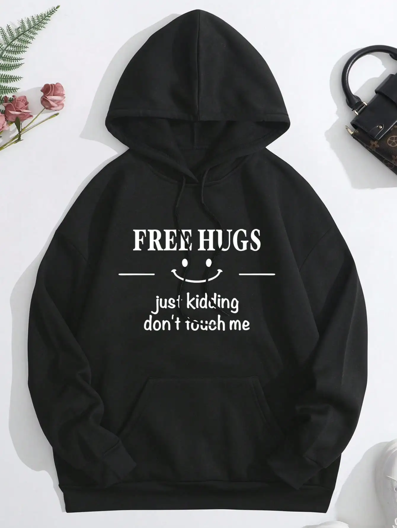 Plus Size Slogan Graphic Pocket Drawstring Thermal Hoodie FREE HUGS Just Kidding Don't Touch Me Autumn Sweatshirt Woman Clothing