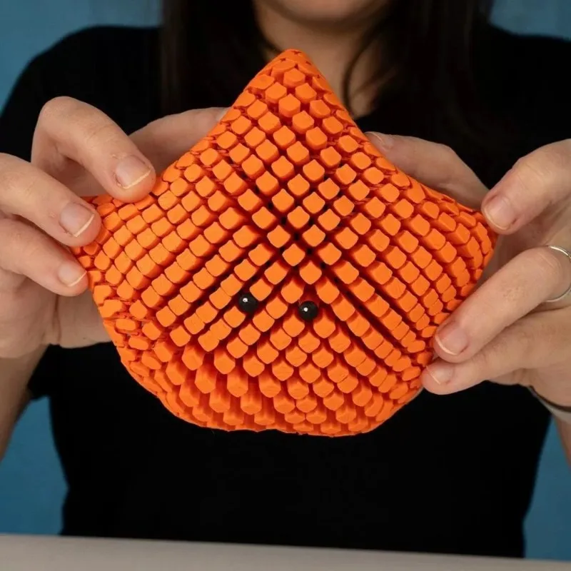 Fidget Toy Flexible Desk Decor 3D Printed Articulated Starfish Stress Relief Gift for Kids and Adults Visual toys thumbnail 3