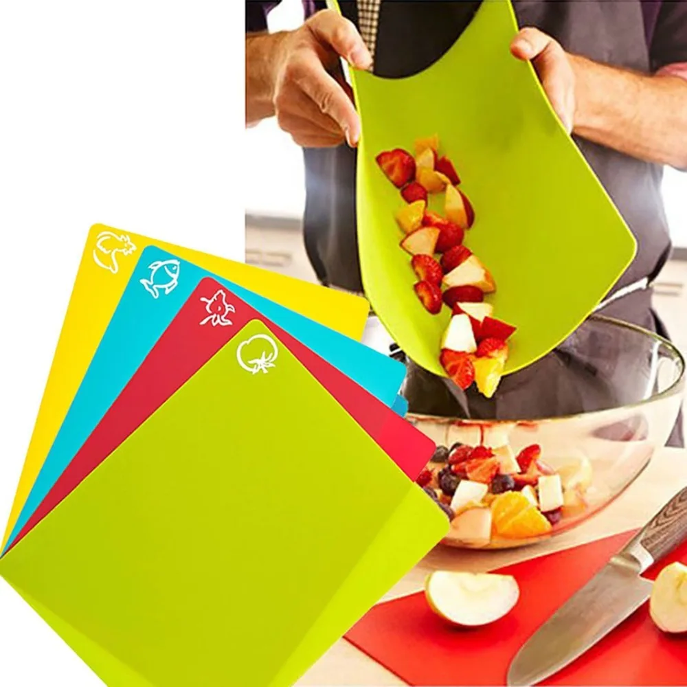 4 Pack Food-grade Flexible Plastic Sticky Cutting Board Non slip Cutting Board Easy To Clean Outdoor Portable Fruit Cutting Mat thumbnail 2