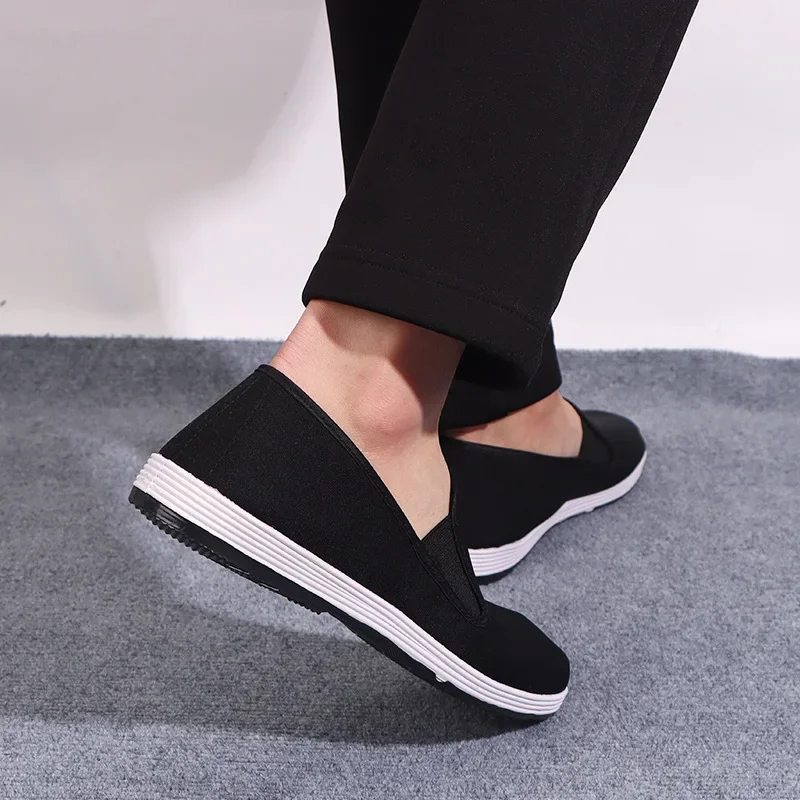 Boxed Old Beijing Cloth Shoes Men's Slip-On Casual Work Shoes Breathable Black Canvas Shoes for Driving And Daily Wear thumbnail 3