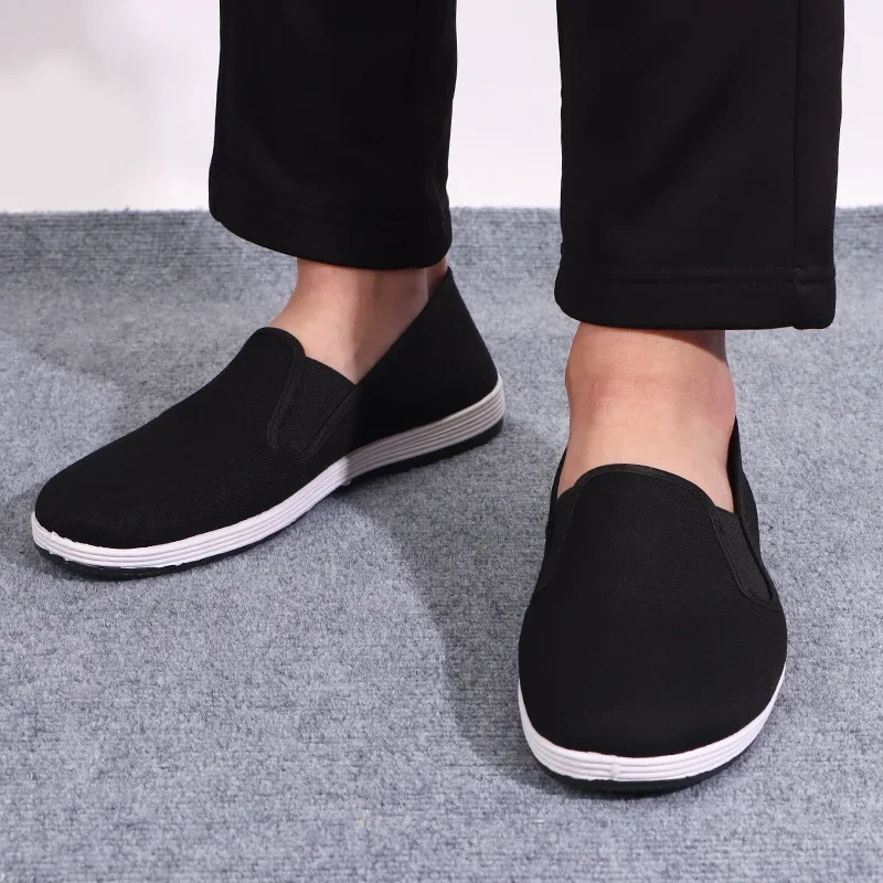 Boxed Old Beijing Cloth Shoes Men's Slip-On Casual Work Shoes Breathable Black Canvas Shoes for Driving And Daily Wear thumbnail 2