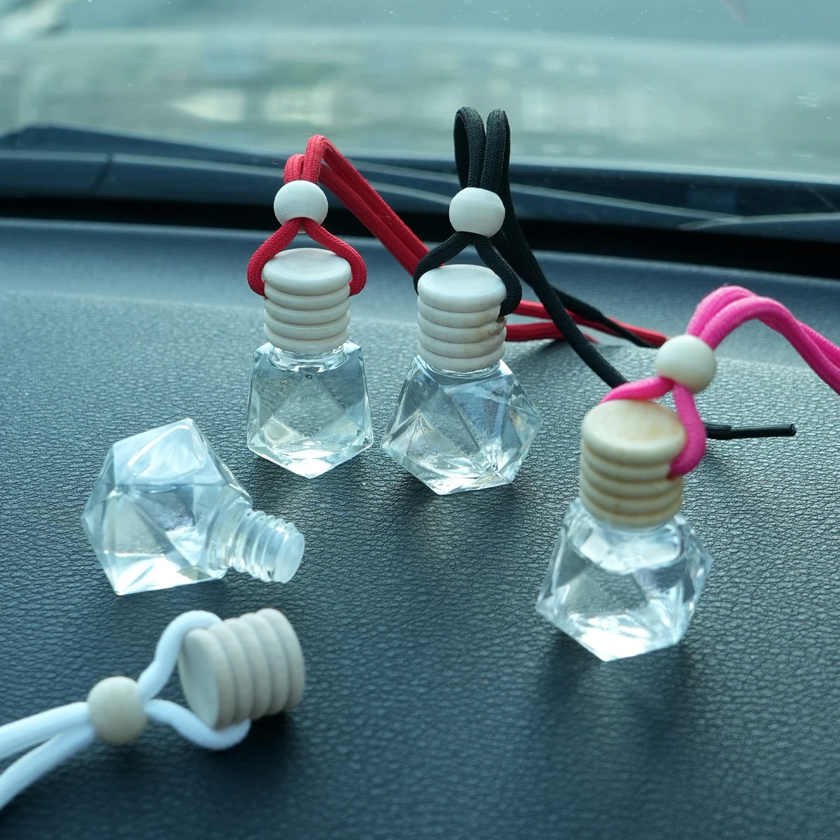 4pcs Hanging rope car perfume, car fragrance to remove odor, lasting fragrance car special fragrance thumbnail 2