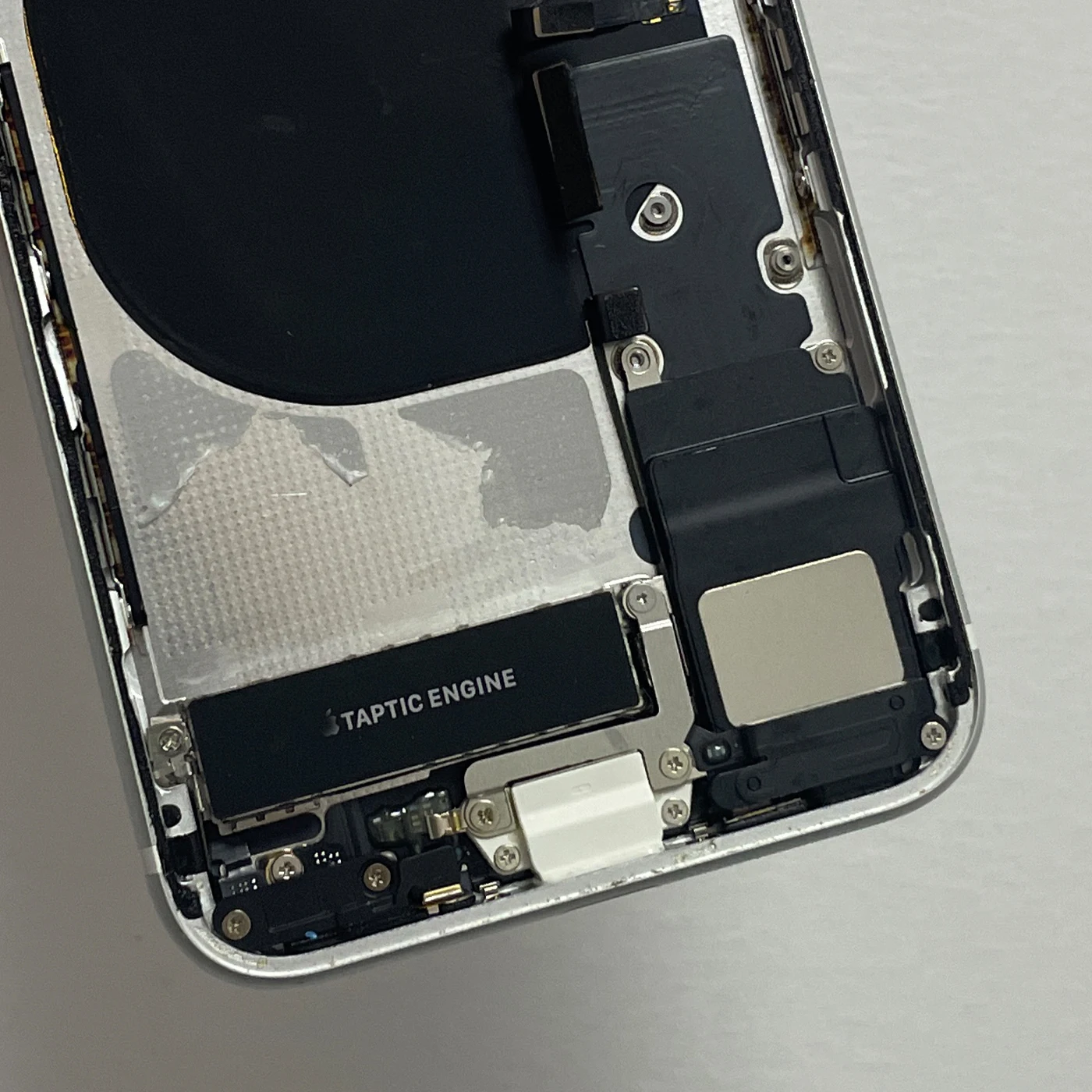 Back Housing For iPhone SE Battery Rear Cover,8G  Middle Frame Replacement, SE 2022 Rear Door with Full Assembly SIM Tray thumbnail 2