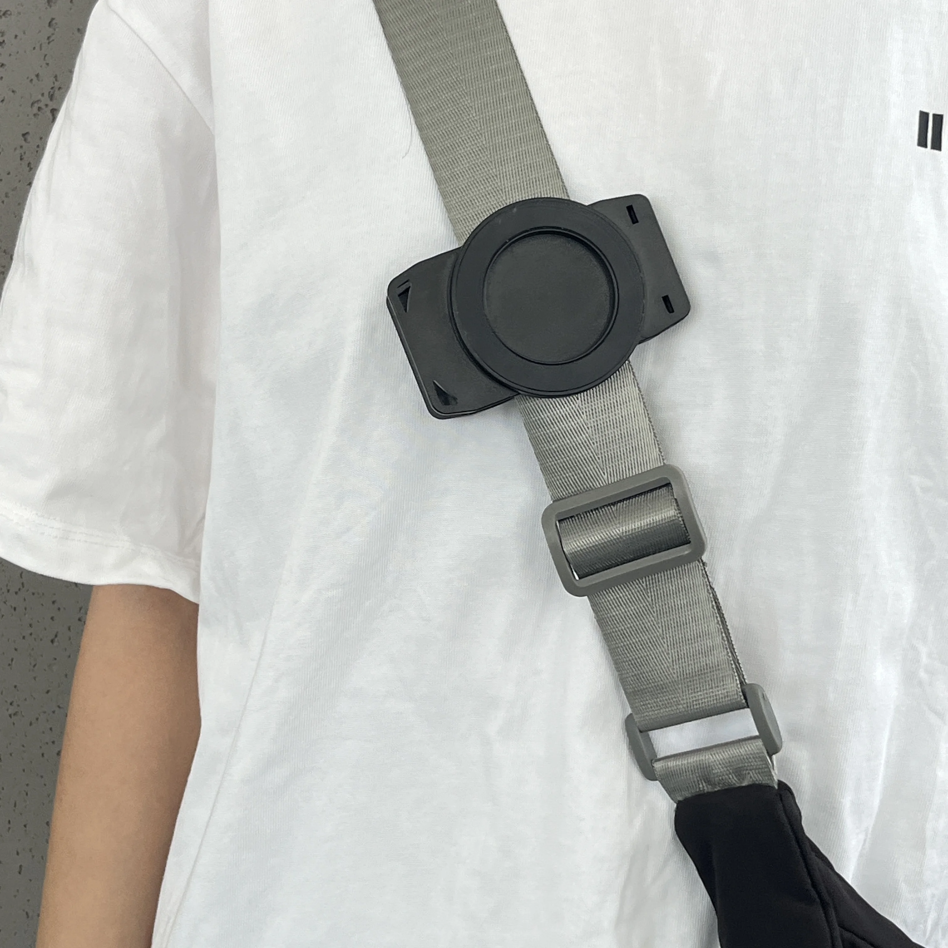Free Hands Magnetic Belt Clip Holder Mobile Phone Holder Backpack Clip Metal Hook Spring Rope For Magsafe iPhone Accessories thumbnail 6
