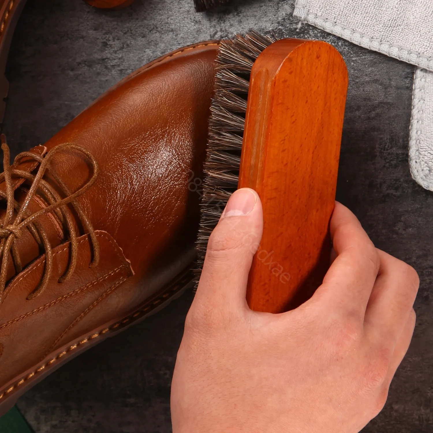 2pcs Horsehair Shine Shoes Brush Kit Polish Dauber Applicators Cleaning Leather Shoes Boots Care Brushes Suede Cleaner Brush thumbnail 4