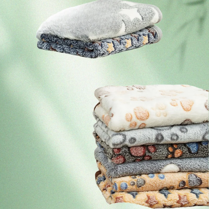 Pet Blankets Soft Fluffy Washable Dog Sleep Mat Paw Pattern Fleece Blanket for Cats Throw Warm Bed Mat for Puppies Pet Supplies thumbnail 4