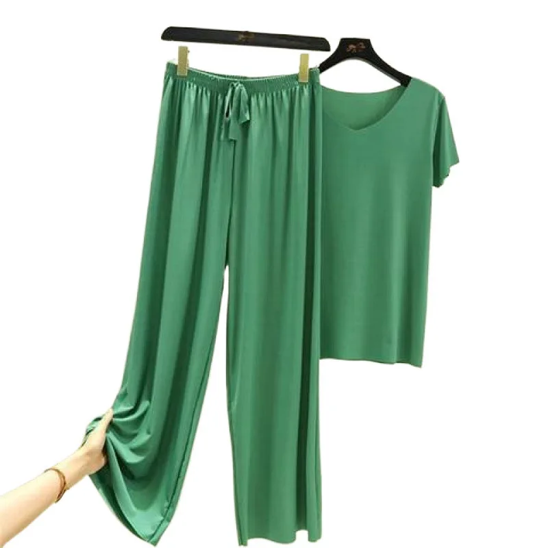 Fashionable Ice Silk Sporty Wide Leg Pants Short Sleeve Two Piece Set for Women Summer Casual Leisure Stylish Trendy thumbnail 4