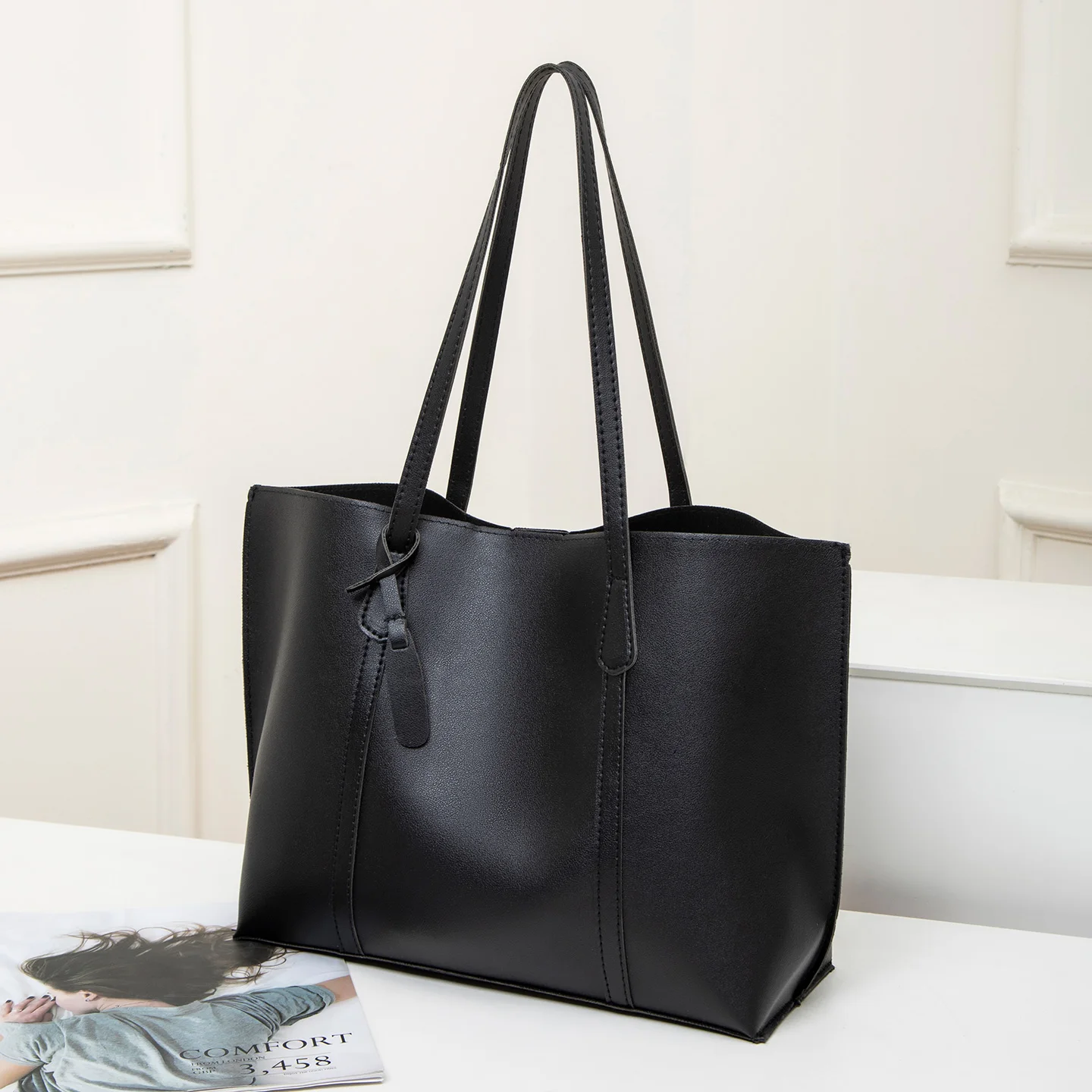 Women's Solid Color Large Capacity Tote Bag for Travel, Fashionable Lightweight Portable Shoulder Bag for Daily , Casual  Totes thumbnail 3