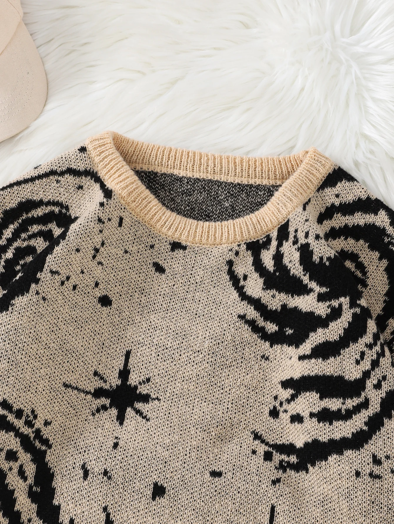New Trendy Street Style Ripped Abstract Starry Sky Pattern Pullover Ripped Sweater Casual Crew Neck Knitted Men's Pullover thumbnail 3