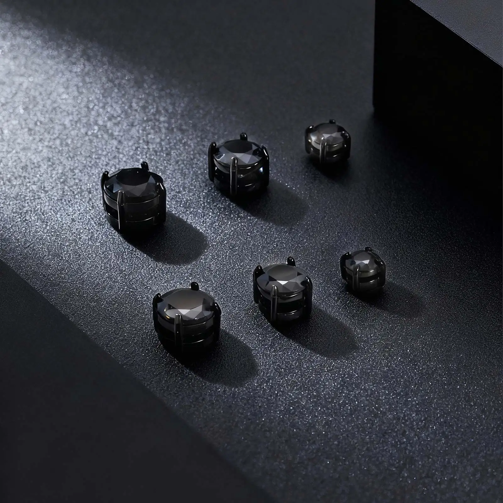 Punk Round Zircon Magnetic Ear Studs Clips Non Piercing Stainless Steel Small Earrings for Women Men Fashion Jewelry ﻿ thumbnail 3