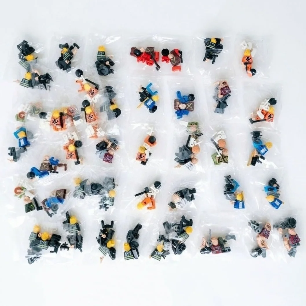 50pcs Random Mini Action Figures Building Blocks City Military Police Army Soldiers Toys Set Educational Gift for Kids Boys thumbnail 4