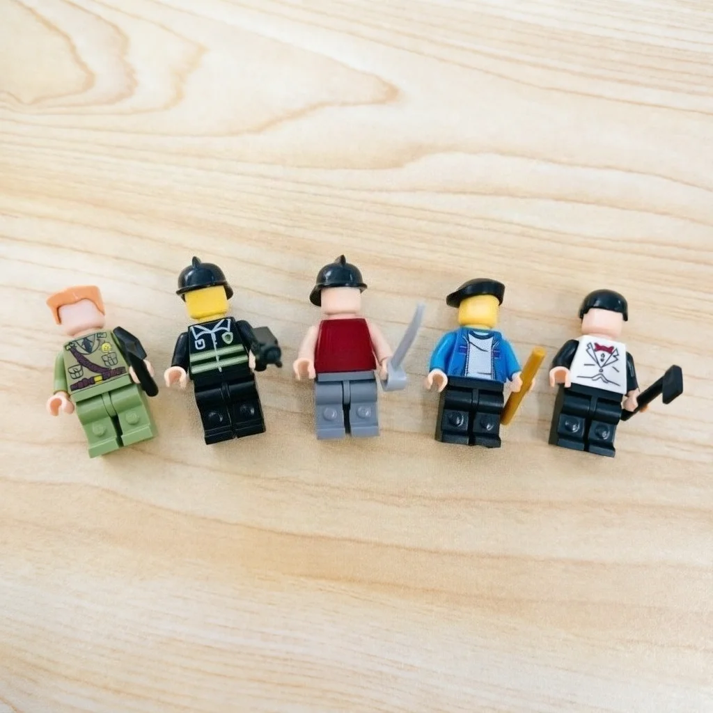 50pcs Random Mini Action Figures Building Blocks City Military Police Army Soldiers Toys Set Educational Gift for Kids Boys thumbnail 6