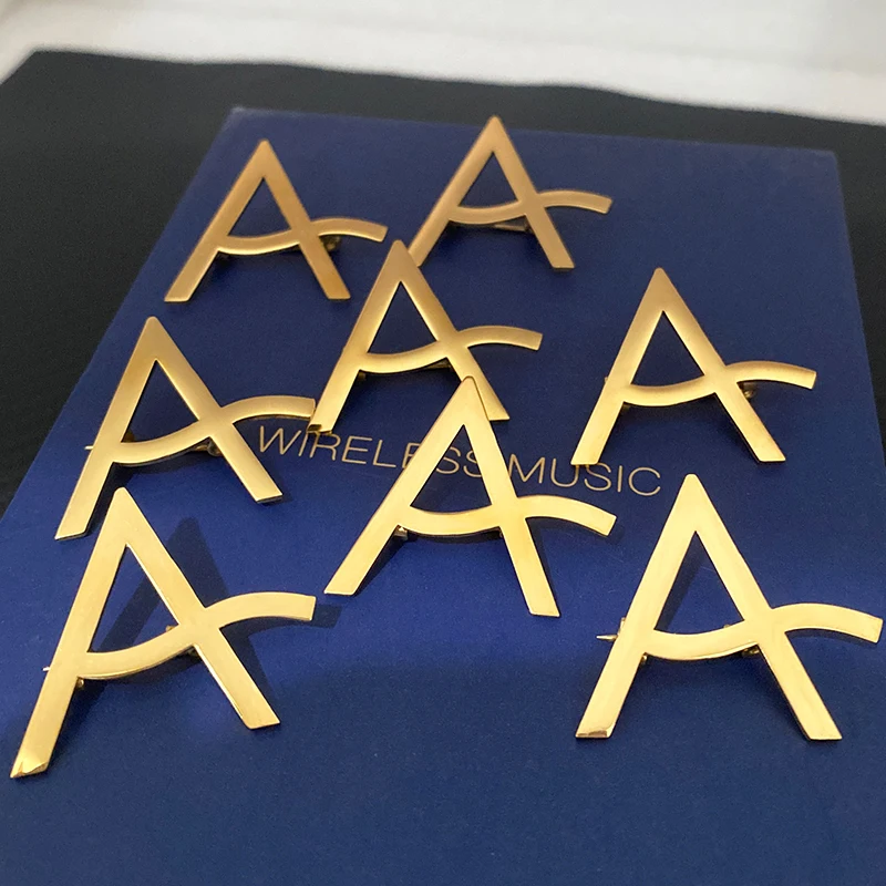 Custom Logo Brooch Pins Custom Company Club Apartment Hair Salon Logo Stainless Steel Metal Badge Jewelry Personal Design Gift thumbnail 5