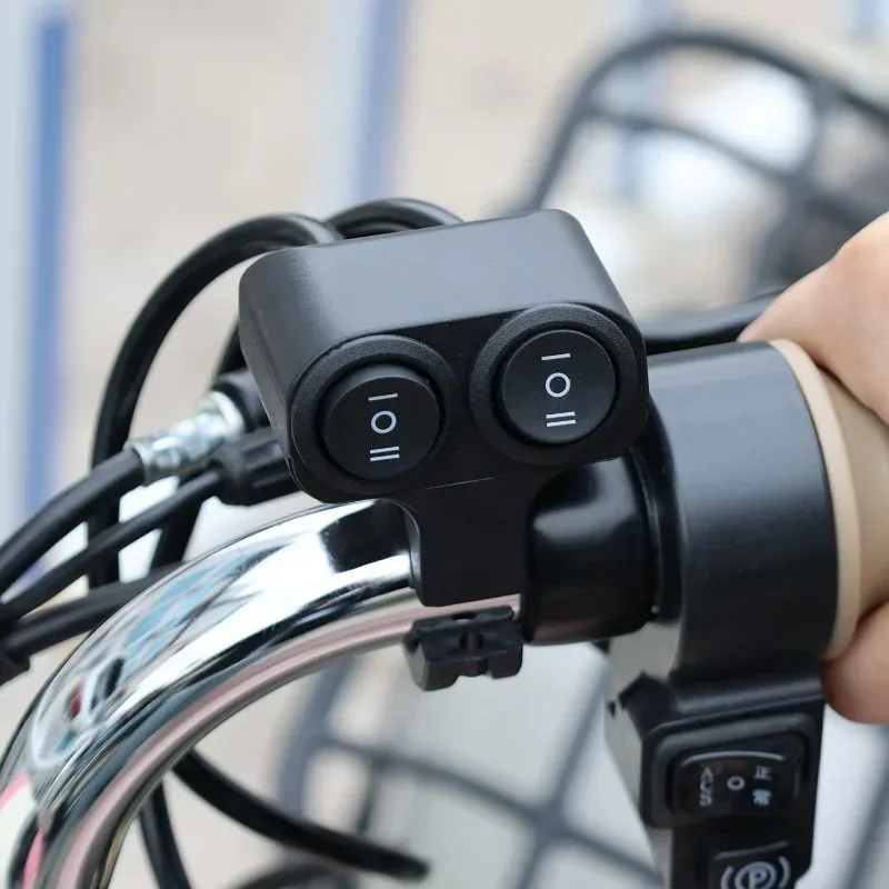 Motorcycle Handlebar 12V Headlight Switch Dual Button Control Waterproof 3-Wire Spotlight Switch Tricycle Headlight  Horn Switch thumbnail 5