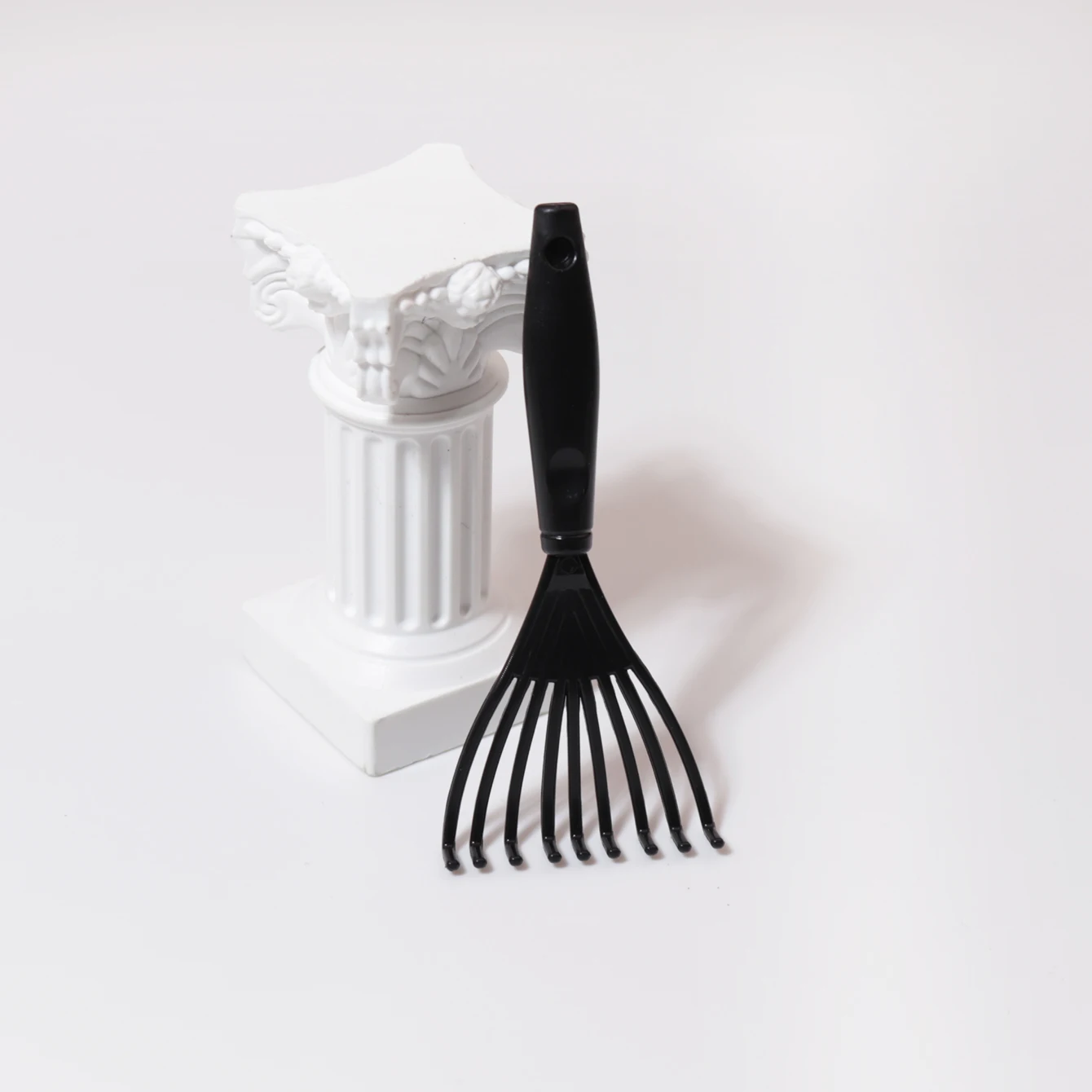 1Pcs ,Small Rake,Mini Rake for Hairbrush&Comb Cleaning,No More Tangle, Rake Tools for Home Salon，Special for real hair wigs thumbnail 4