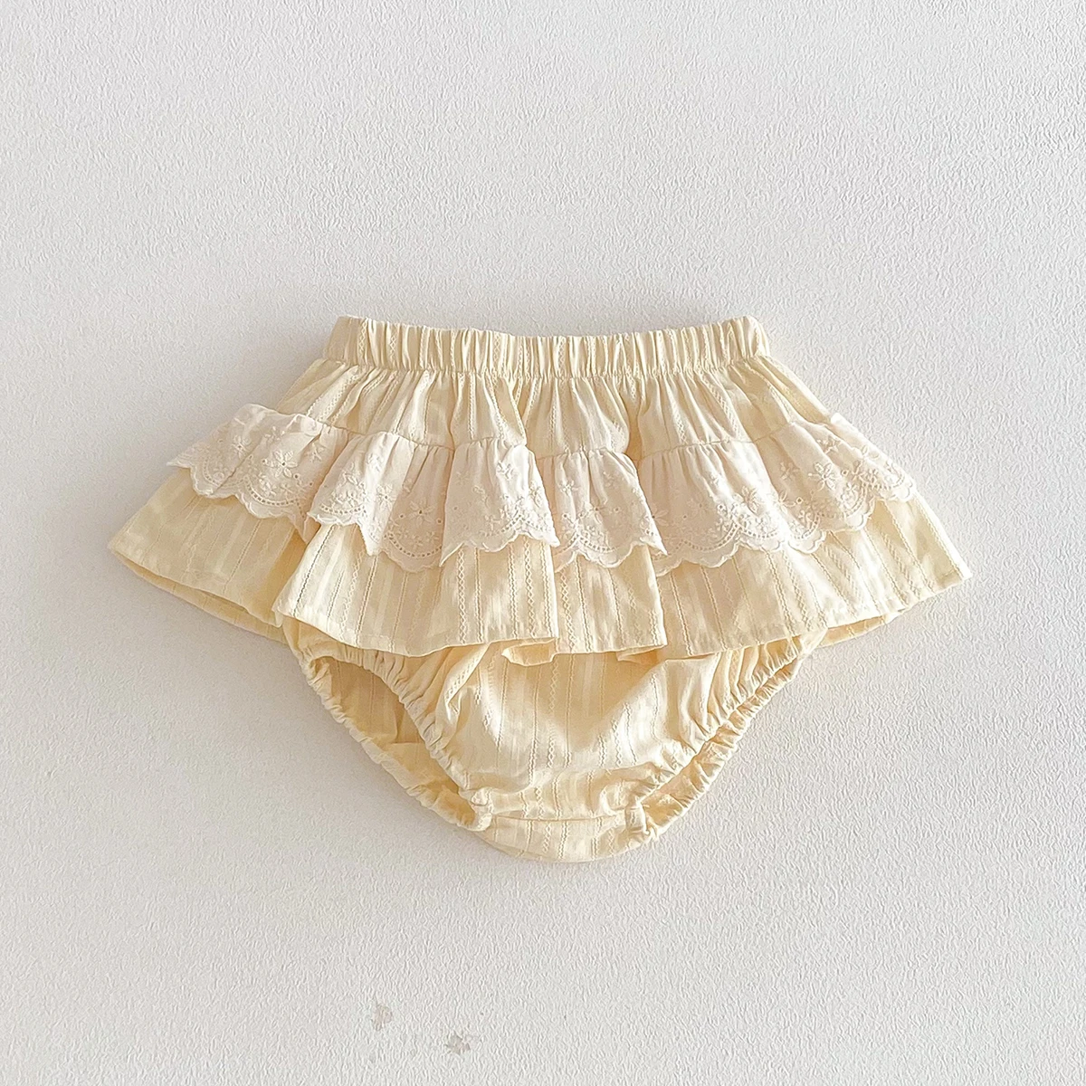 Baby Girls Ruffles Lace Skirt Shorts Kids Embroidery Pettiskirt Toddler Tutu Skirt Infant Bloomers Cake Layeres PP Shorts 0-3t thumbnail 3