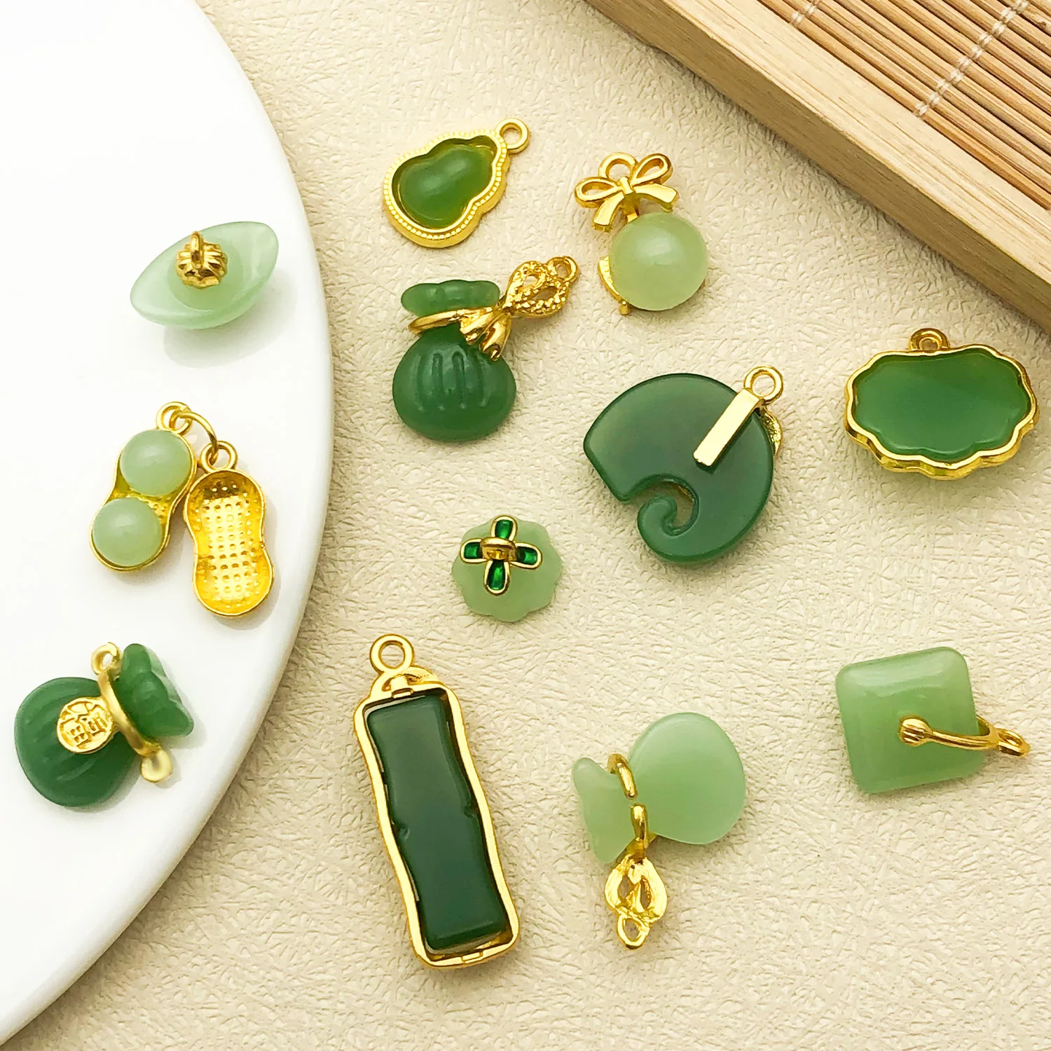 Mix 10/25pcs Chinese-style imitate Hetian Jade Natural Stone Charms Pendants Perfect for DIY Necklace, Earring Bracelet Craftin thumbnail 3