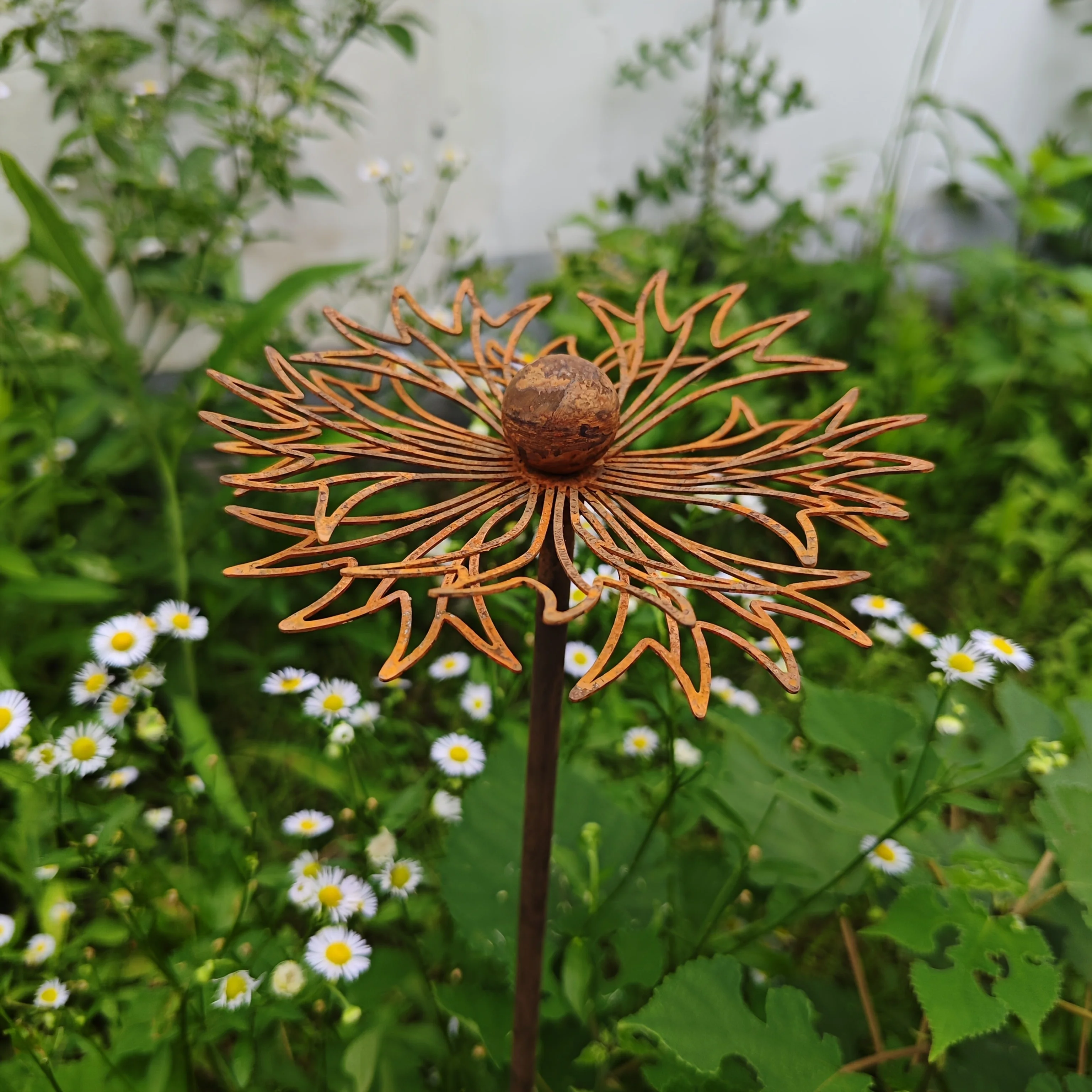 1pc Rustic Bluebonnet Metal Stake Decorative Garden Art Rust Finish Iron Lawn Ornament Outdoor Decorations for Garden Yard Metal thumbnail 4