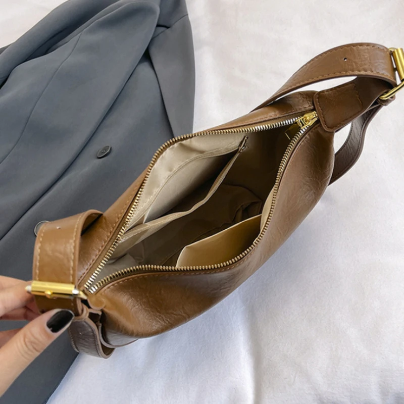2025  Large Capacity Soft Crossbody Bags for WomenLuxury Handbags Solid Shoulder Bags Female Casual Travel Hobos Bag Vintage Sac thumbnail 5