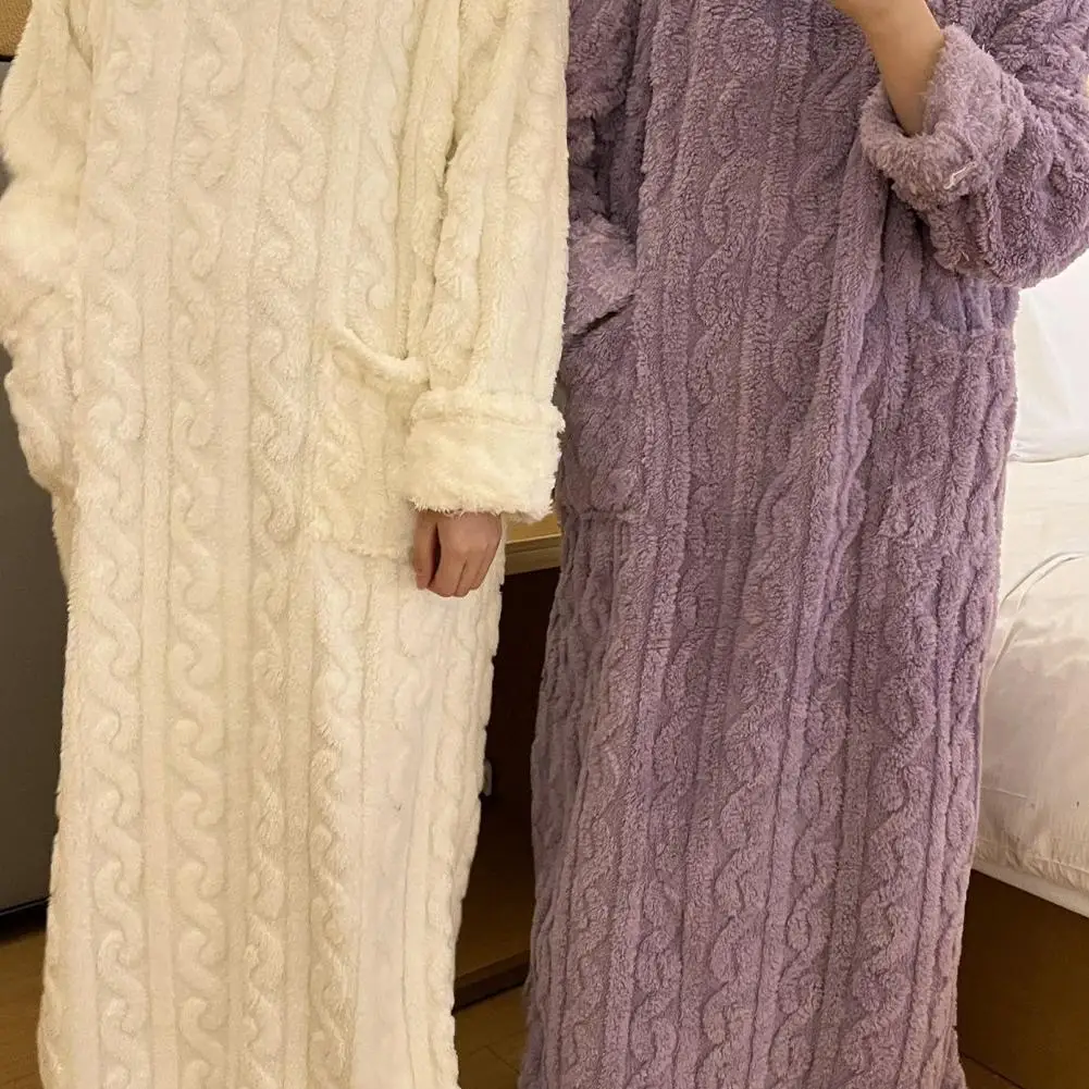 Winter Coral Velvet Sleepwear Long Sleeve Double Pocket Warm Bathroom Bathrobe Nightgown Skin Friendly Soft Bathroom Pajamas thumbnail 2