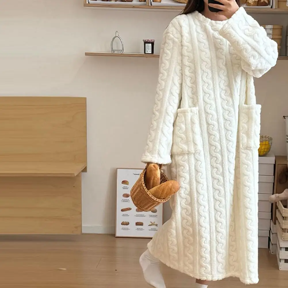 Winter Coral Velvet Sleepwear Long Sleeve Double Pocket Warm Bathroom Bathrobe Nightgown Skin Friendly Soft Bathroom Pajamas thumbnail 3