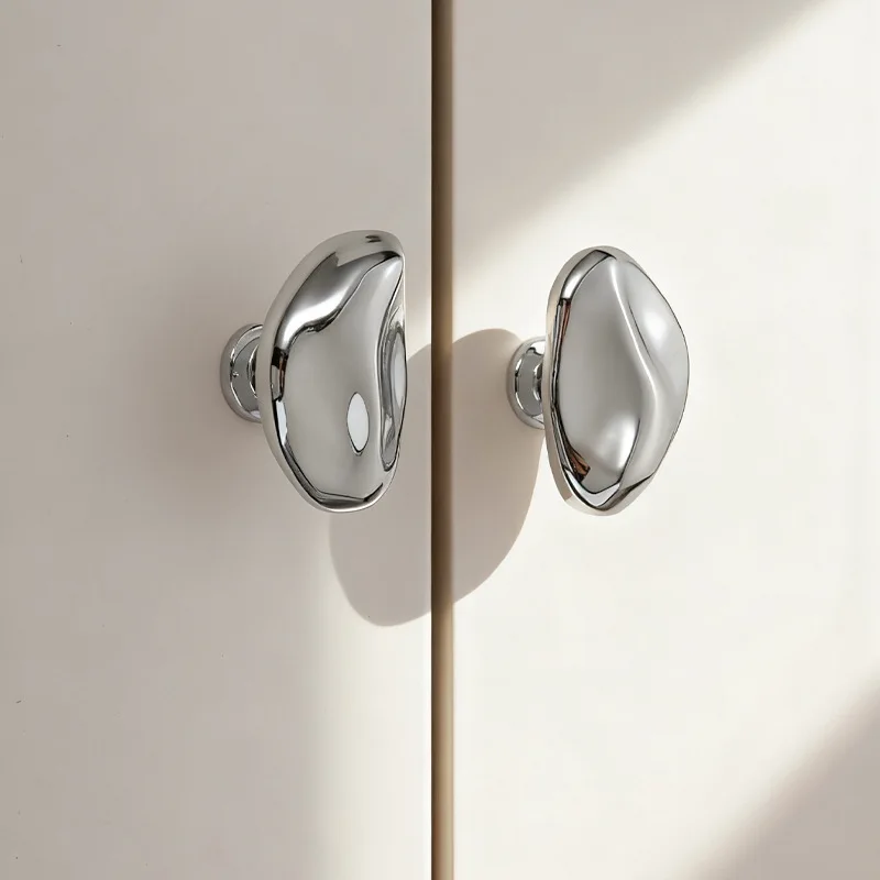 French light-luxury bright-silver handle–minimalist single-hole knob for wardrobe doors drawers and cabinets furniture hardware thumbnail 3
