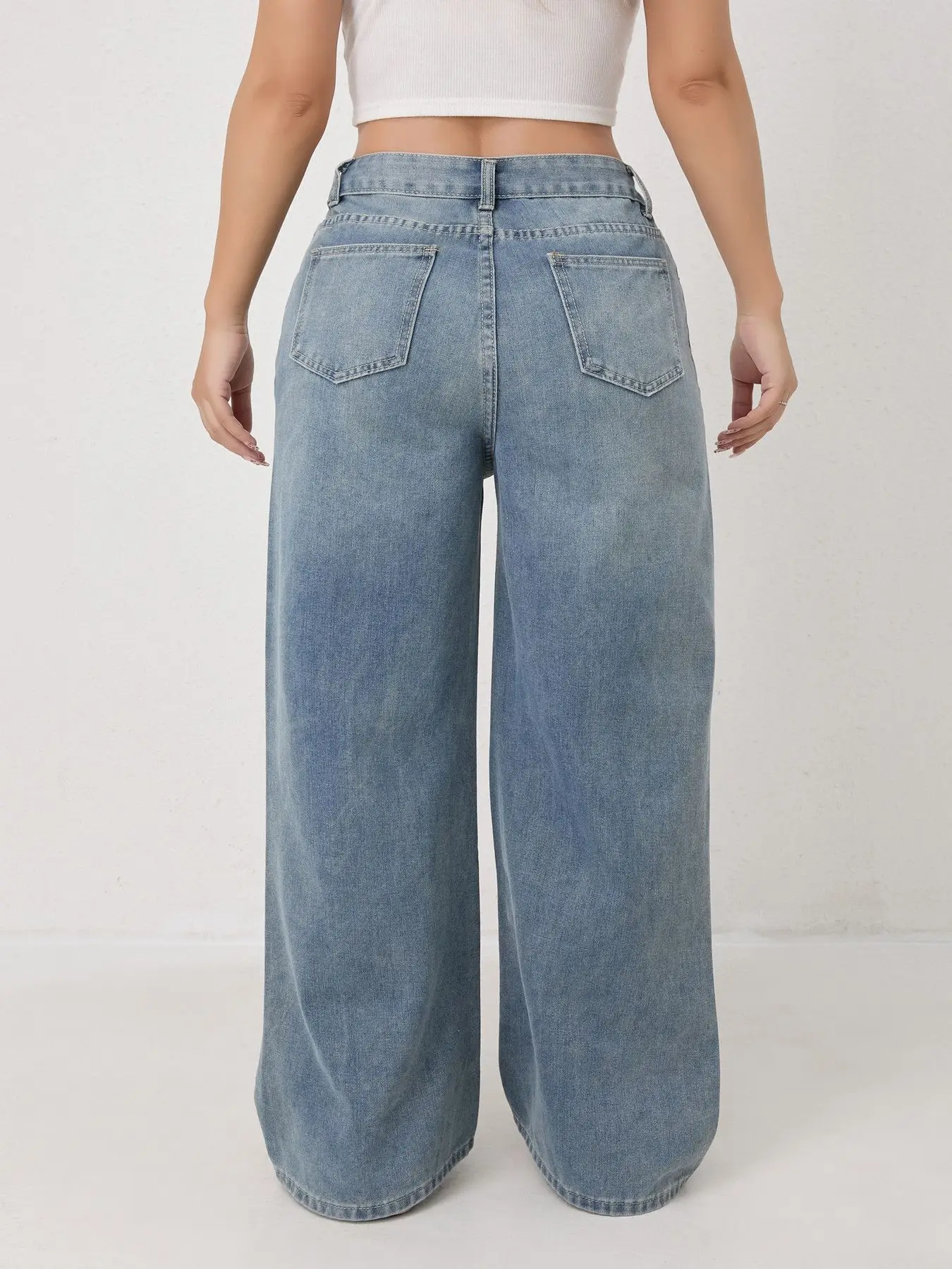 European and N Style Loose Leg Straight-leg Jeans with Holes Women Comfortable Fashion All-matching Trend Jeans thumbnail 5