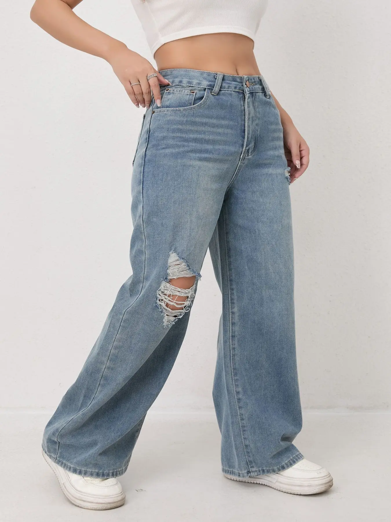 European and N Style Loose Leg Straight-leg Jeans with Holes Women Comfortable Fashion All-matching Trend Jeans thumbnail 3