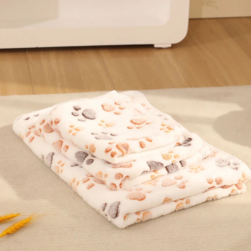 Winter High Quality Soft Fluffy Blanket Cute Dog Cat Paw Print Coral Fleece Blankets Pet Mat Warm and Comfortable Thermal Pad thumbnail 2