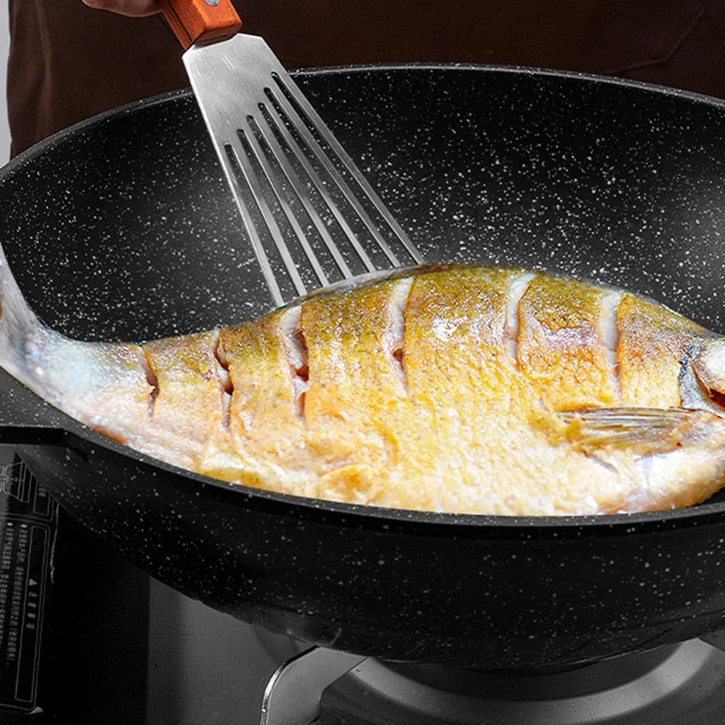 Fish Spatula Stainless Steel with Wooden Handle, Fan-Shaped High Heat Resistant Kitchen Turner for Frying