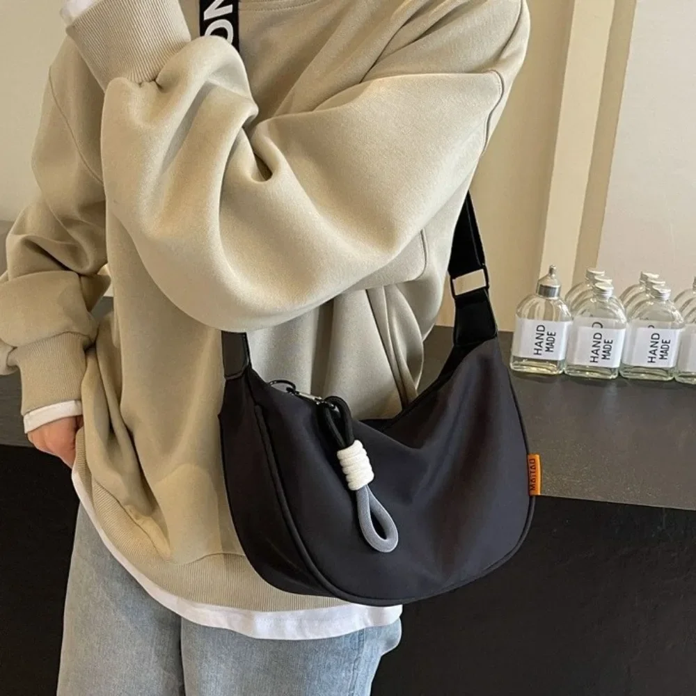 New Fashion Crossbody Bag Simple Wide Shoulder Strap Design Single Shoulder Bag Original Style Commuting Dumpling Women Bag thumbnail 2