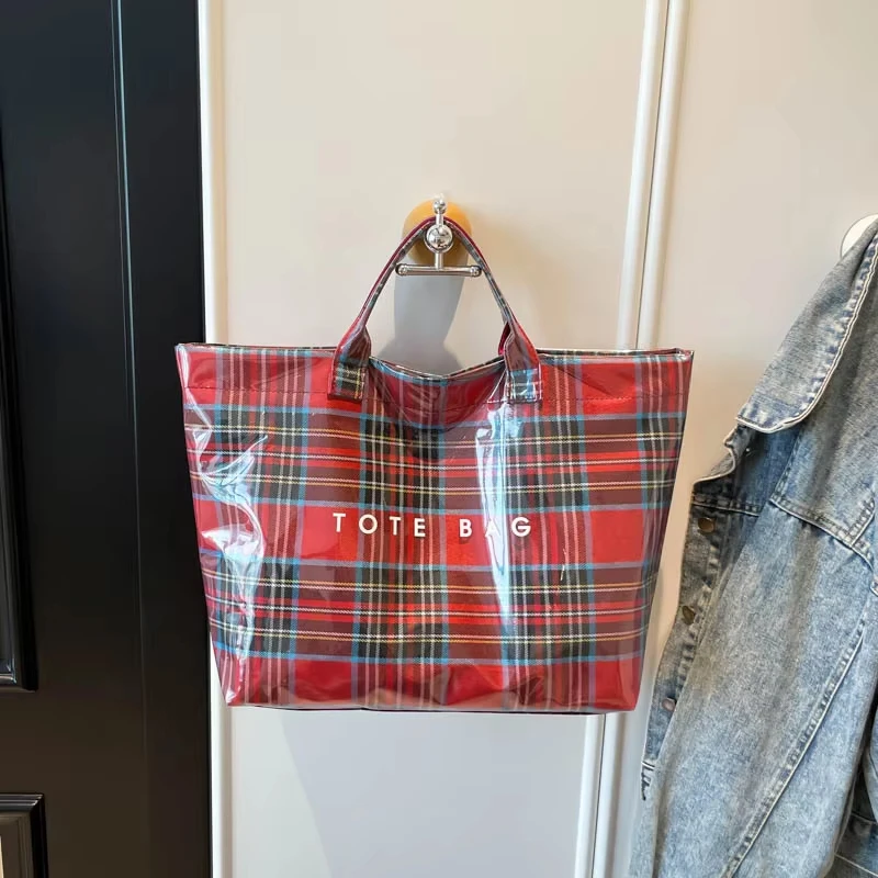 PVC Zipper Tote Bag Kraft Paper Beach Bag Hobo Style Carry All Travel Shopping Handbag Plastic Shoulder for Women Work & Travel thumbnail 3