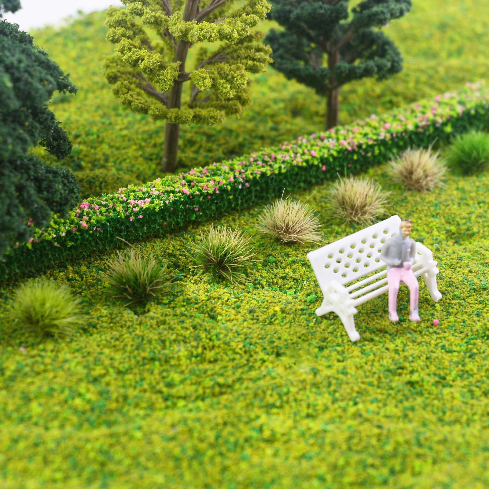 32Pcs Mini Grass Cluster Model Kits Simulation Mutlicolor Grass Plants Materials for Making Scene Layout Diorama Accessory thumbnail 3
