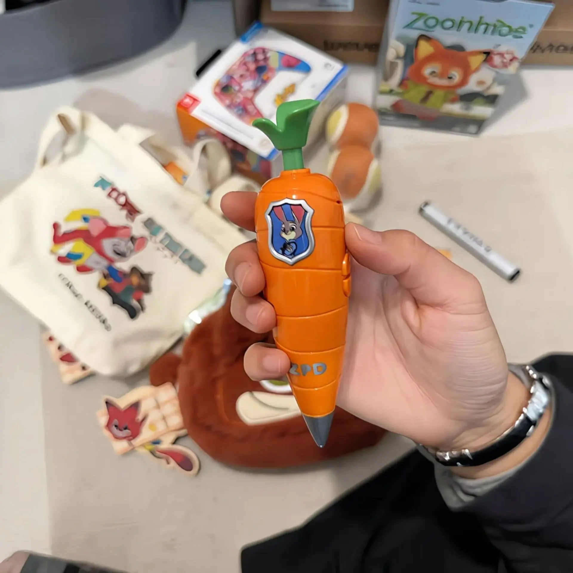 Disney Zootopia 2 Judy Hopps Carrot pen Voice Pen 60 Seconds Recording function Creative Cartoon Ballpoint Pen 2 in 1 fan Gifts thumbnail 5