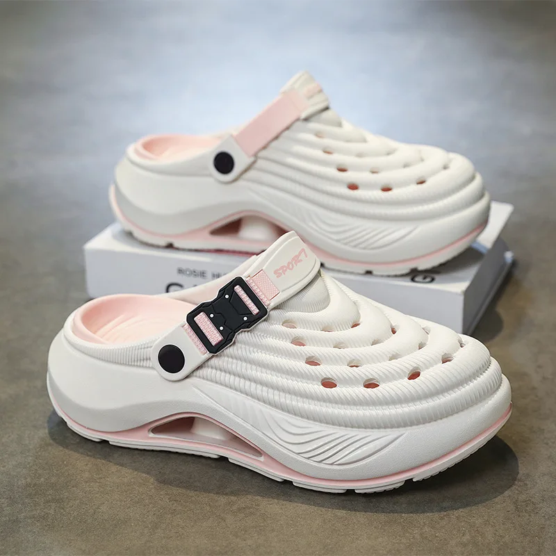 Men's Outdoor Beach Shoes Breathable Hollow out Design Thick Bottom Sandals Comfortable EVA Material round Toe Casual Style