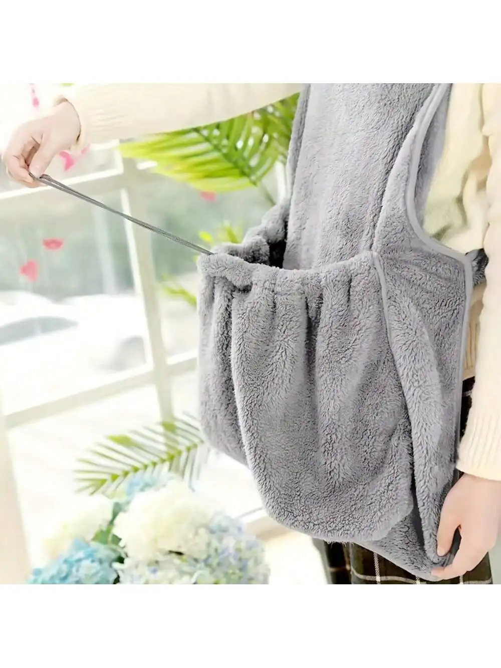 Cozy Cat Carrier] Stylish Machine Washable Polyester Cozy Cat Carrier Apron | Pet Sling Bag for All Seasons | Fits Small to Larg