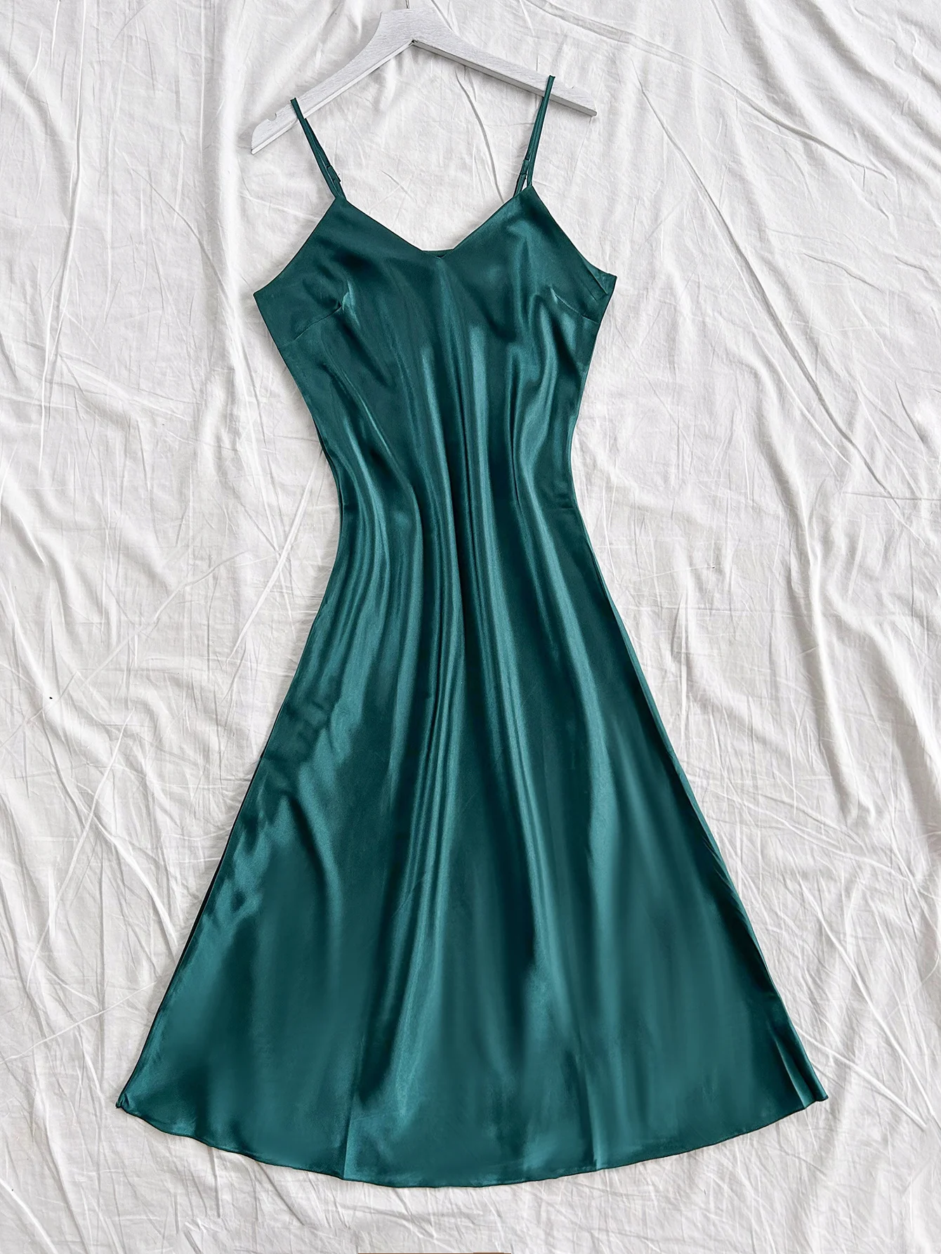 Elegant Women's Nightdress Sexy Comfortable Long Slip Dress Solid Color Pajamas For Women thumbnail 6