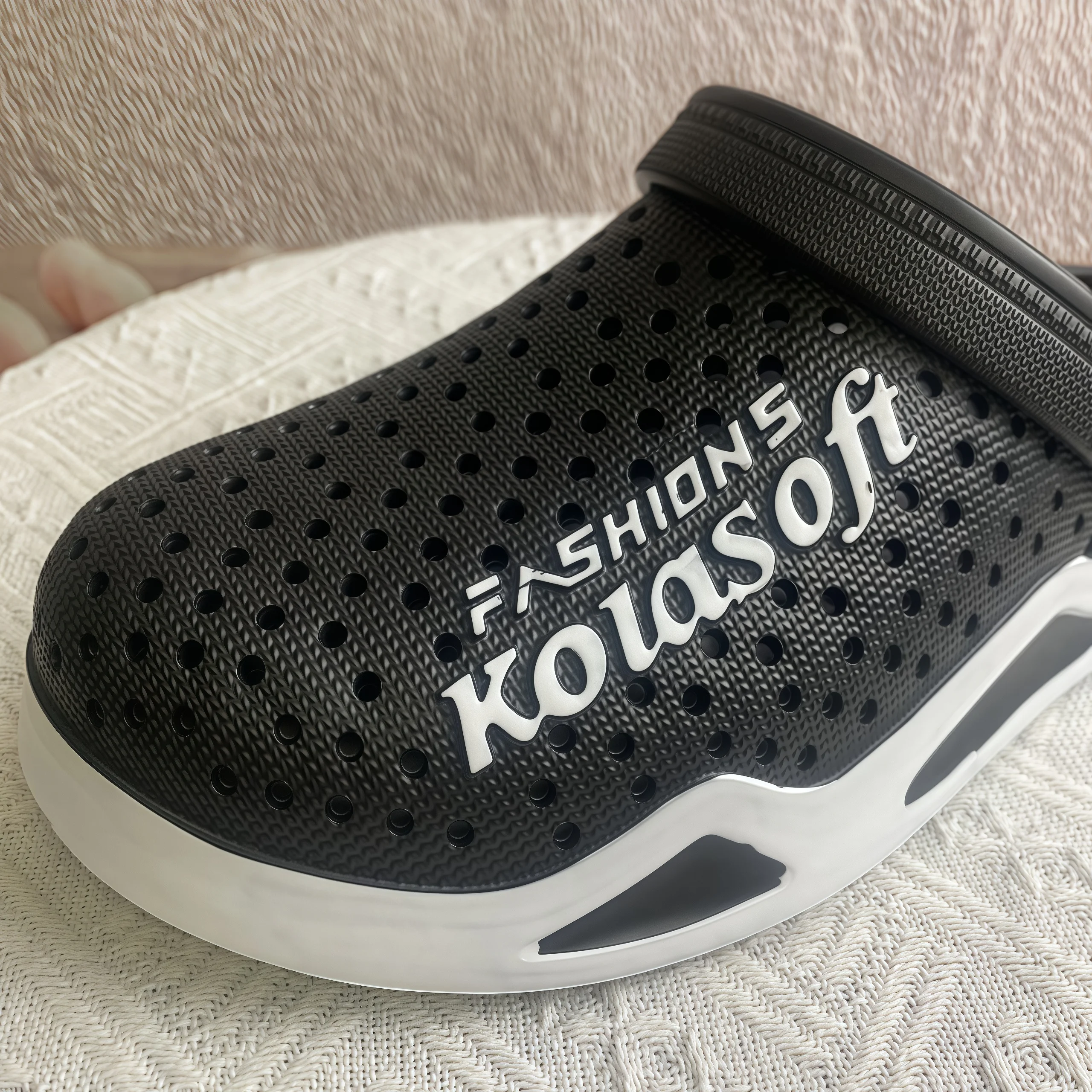 Men's Sandals, Comfortable, Lightweight, Non-Slip, Breathable Indoor and Outdoor Eva Slippers, Outdoor Garden Shoes, Beach Shoes thumbnail 4