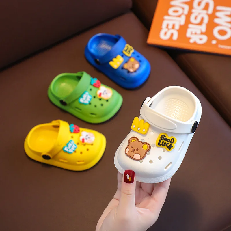 2026 Children's Slippers Summer Boys and Girls Cartoon Cute Anti-Slip Open-Toe Clogs Infant Toddler and Big Kids Sandals