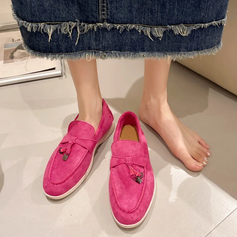 Low Heel round Toe Velvet Slip-On Shoes Vintage Style Casual Footwear Comfortable Soft Inner Material Rubber Outsole thumbnail 4
