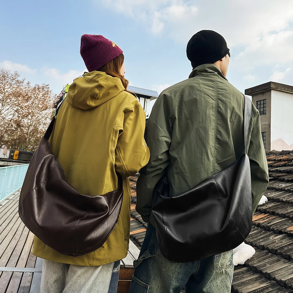 Men's Crossbody Bag Casual Versatile Fashionable Large Capacity Waist Bag Simple Lightweight Outdoor Sports Backpack thumbnail 5
