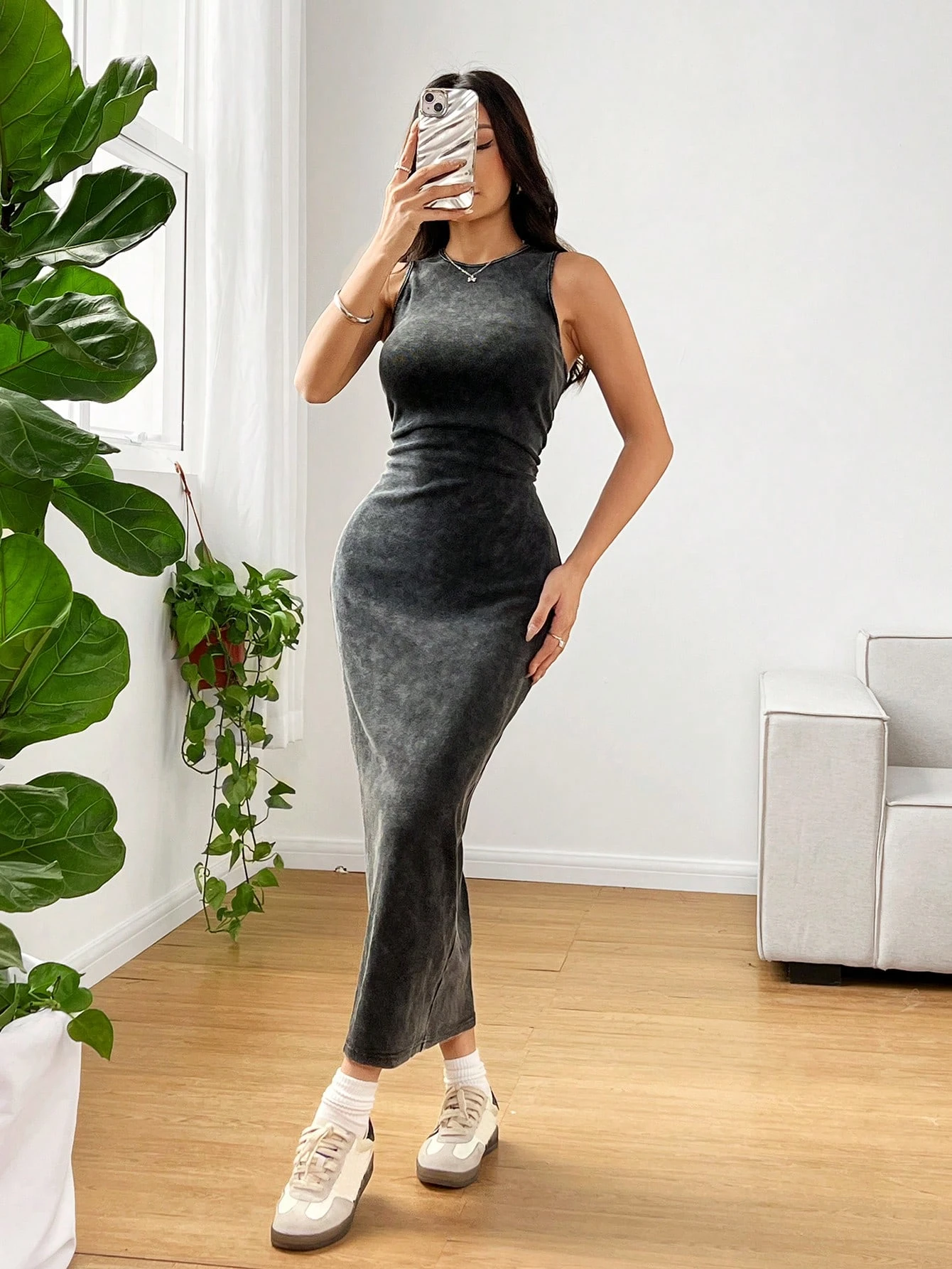 Women's Summer Round Neck Pleated Bodycon Casual Cami Dress,Holiday Outfits,Summer Dresses for Women thumbnail 3