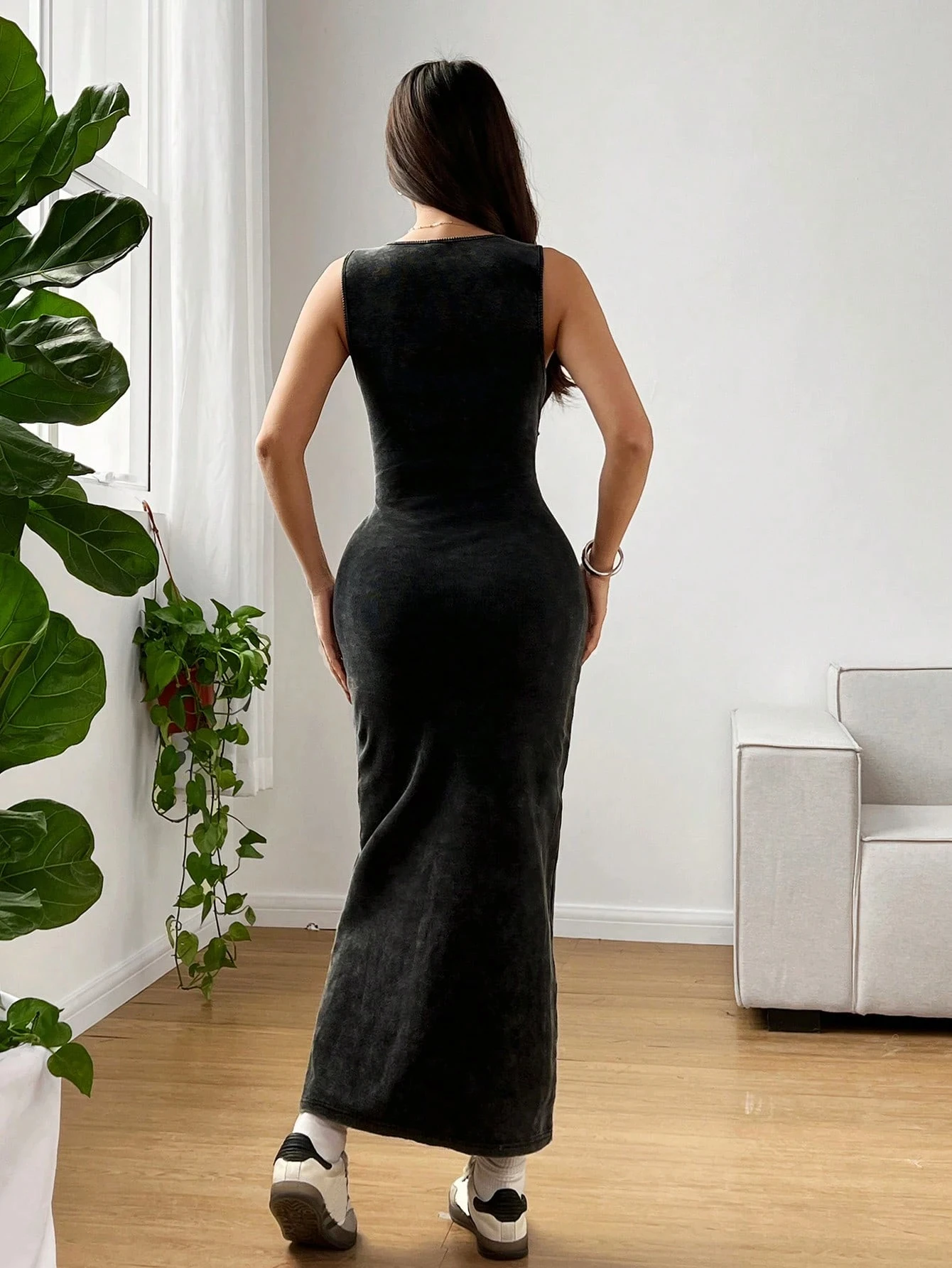 Women's Summer Round Neck Pleated Bodycon Casual Cami Dress,Holiday Outfits,Summer Dresses for Women thumbnail 2