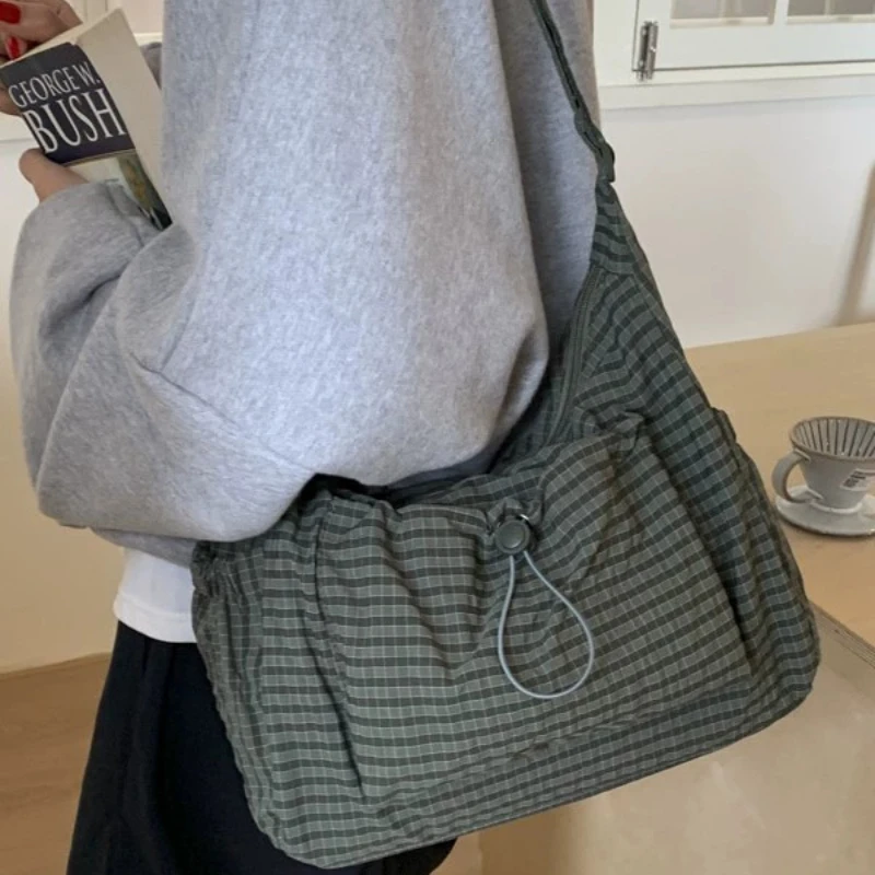 Korean Nylon Shoulder Bags Fashion Simple Plaid Zipper Tote Drawstring Pleated Cloud Bags New Commuter Crossbody Shoulder Bag thumbnail 2
