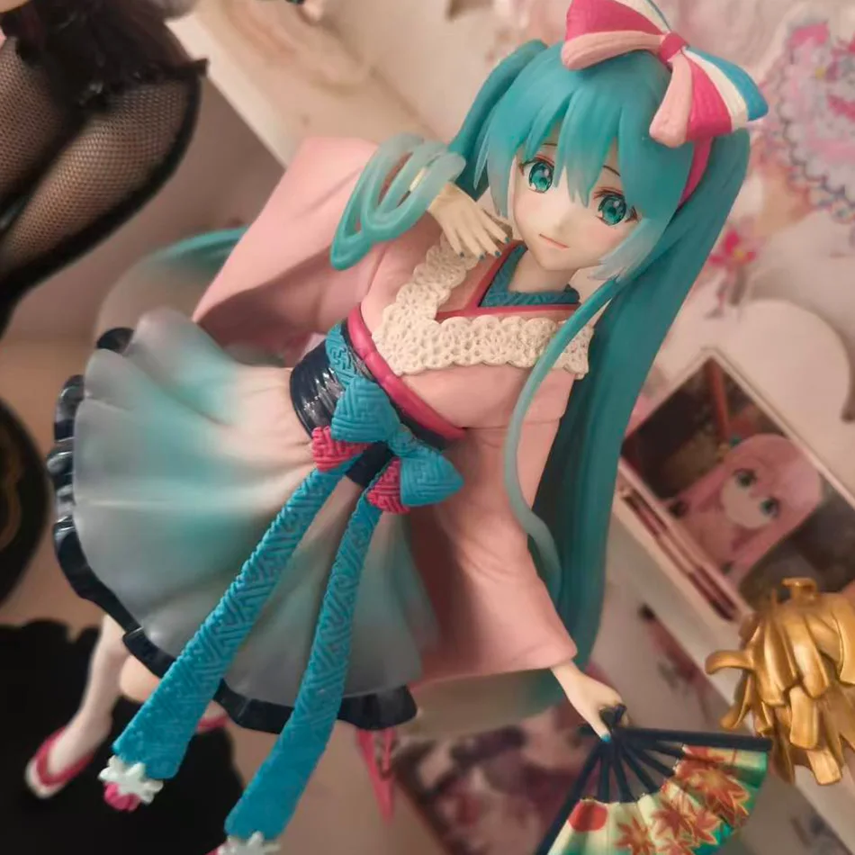 Hatsune Miku Desktop Cute Action Figure 18cm Neko T-Shirt Ver. Anime Figurine Kawaii Girl Model Toy Gift thumbnail 5