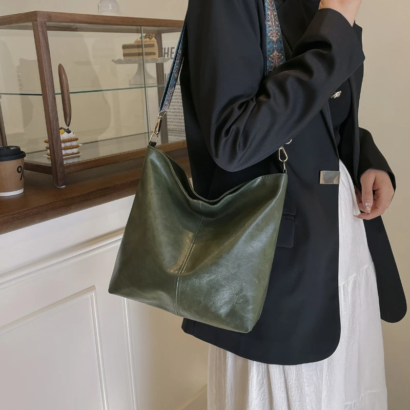 Women Vintage PU Leather Shoulder Bag Large Capacity Hobo Tote Wide Strap Casual Crossbody Purse Daily Handbag Quality thumbnail 4