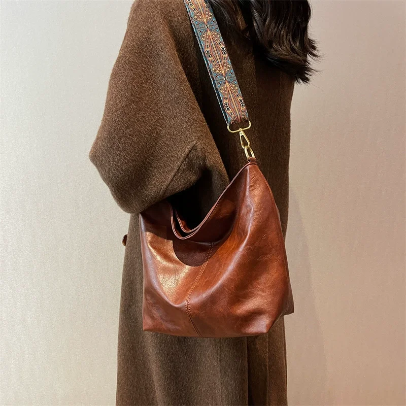 Women Vintage PU Leather Shoulder Bag Large Capacity Hobo Tote Wide Strap Casual Crossbody Purse Daily Handbag Quality thumbnail 2