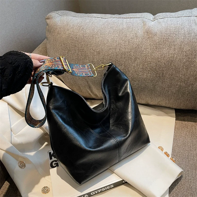 Women Vintage PU Leather Shoulder Bag Large Capacity Hobo Tote Wide Strap Casual Crossbody Purse Daily Handbag Quality thumbnail 5