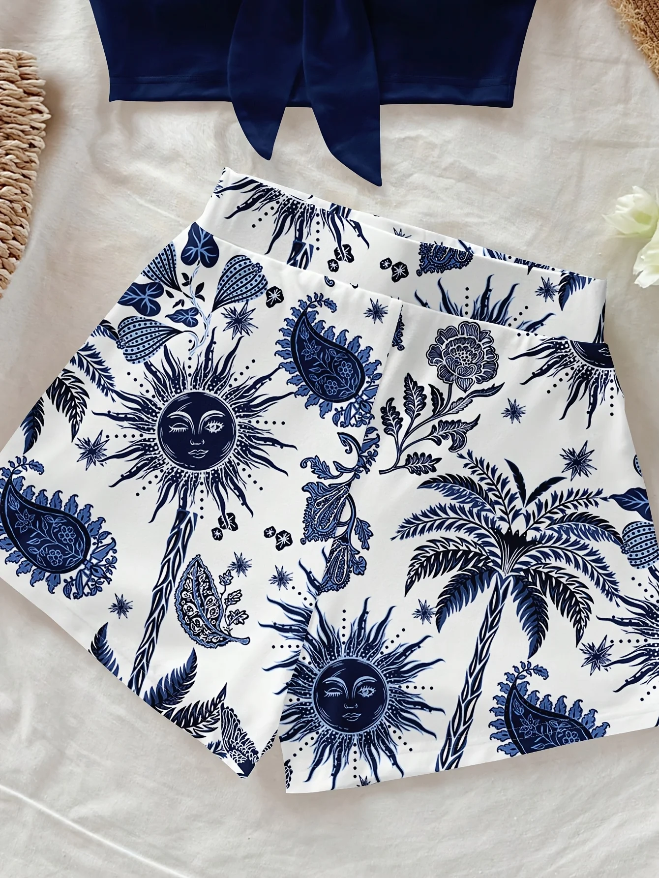 Women's summer vacation coconut tree and Sun God cashew print 2-piece set, suitable for vacation, summer, and fashionable spring thumbnail 5